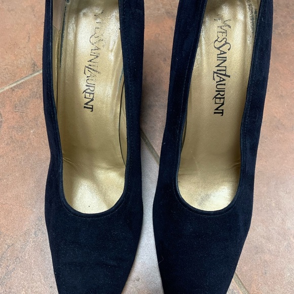 YSL Navy Blue Heels - Picture 2 of 8